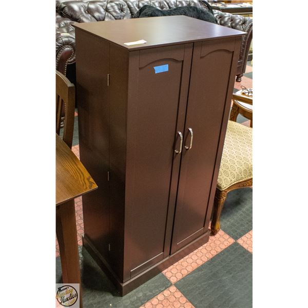 ENTERTAINMENT CABINET H-47.5" W-17" L-24"