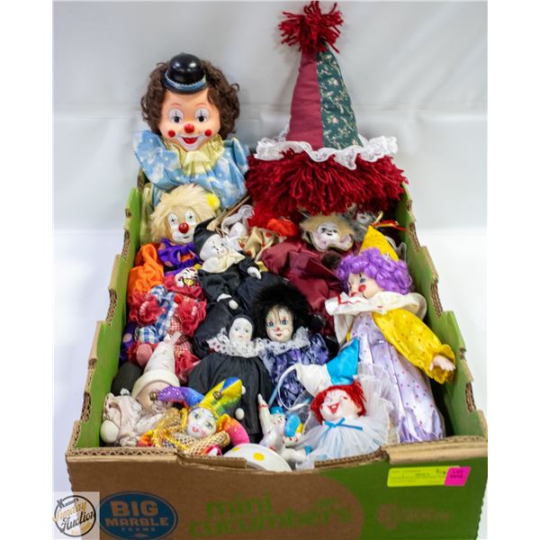 ESTATE FLAT OF VINTAGE AND COLLECTABLE