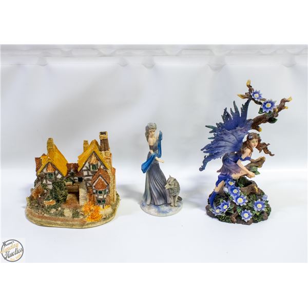 FLAT OF 3 FIGURINES - WOLF MAIDEN BY JESSICAL