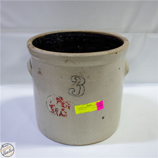 ANTIQUE MEDALTA 3 GALLON RED CHIEF HEAD