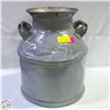 Image 1 : ANTIQUE CREAM CAN -ESTATE