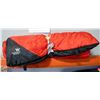 Image 1 : OUTDOOR WORKS SLEEPING BAG BLACK AND RED