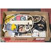 Image 1 : FLAT WITH ASSORTMENT OF EXTENSION CORDS,
