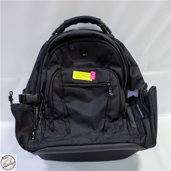 TRAVELER'S CHOICE HOLLIN'S TREK 19IN BACKPACK