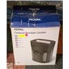 Image 1 : ROYAL BRAND CROSS CUT CHREDDER IN BOX
