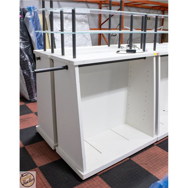 BAILIFF SEIZED: CLOTHING RACK 24" X 48" X 48"