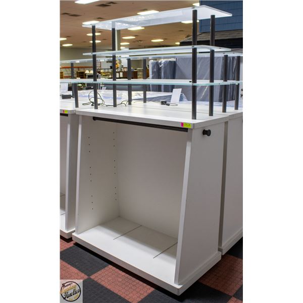 BAILIFF SEIZED: CLOTHING RACK 24" X 48" X 48"
