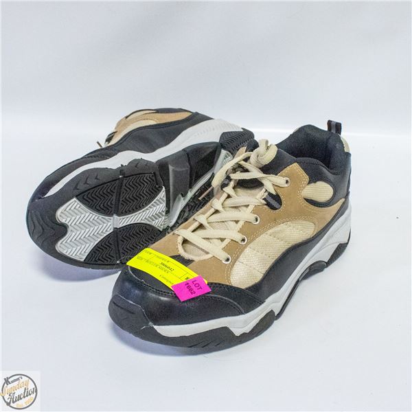 SIZE 7 ROLLER SHOES