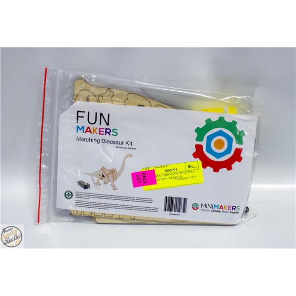 MARCHING DINOSAUR BUILDERS KIT W/MOTOR+ REMOTE-
