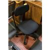 Image 1 : OFFICE CHAIR ADJUSTABLE AND SWIVEL