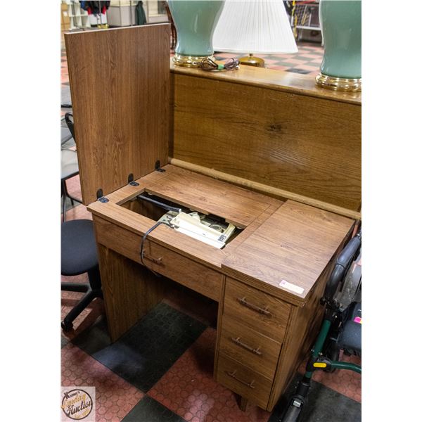 KENMORE 10 STITCH SEWING MACHINE IN CABINET