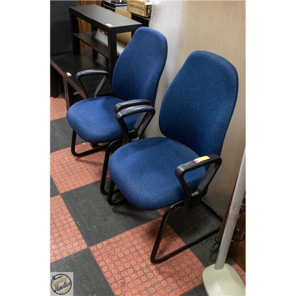 PAIR HEAVY DUTY SINGLE SEAT CUSHIONED CHAIRS