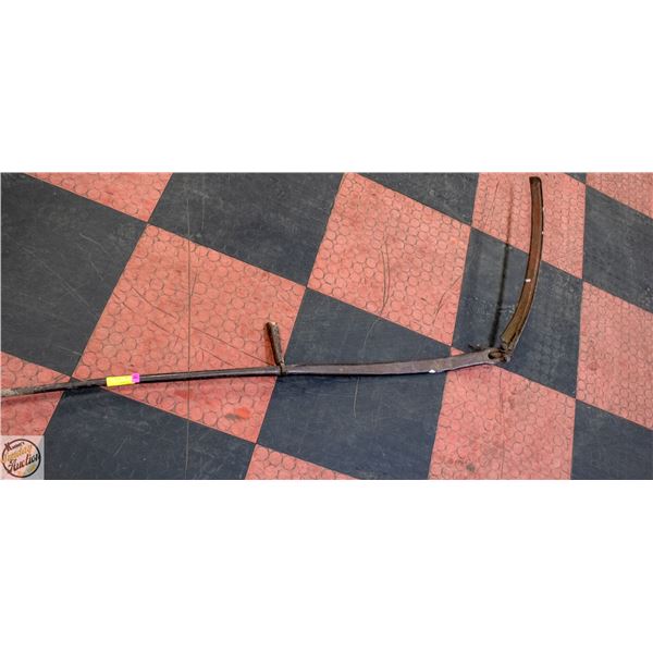 ANTIQUE/VINTAGE METAL SCYTHE