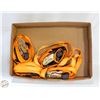 Image 1 : 4 HEAVY DUTY 10FT RACHET TIE DOWNS ORANGE