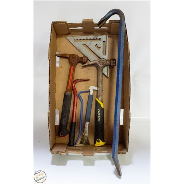 FLAT OF PROFESSIONAL CARPENTER'S TOOLS INCL.