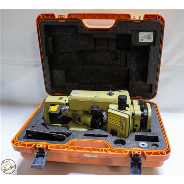 LEICA WILD T1010 DIGITAL THEODOLITE W/ CASE