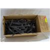 Image 1 : LOT OF 100 KUBOTA ENGINE HARNESS TIES