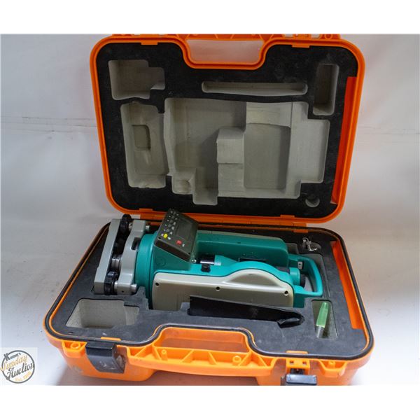 DT-5A DIGITAL THEODOLITE W/ CASE