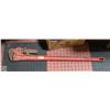Image 1 : PIPE WRENCH 4FT LONG