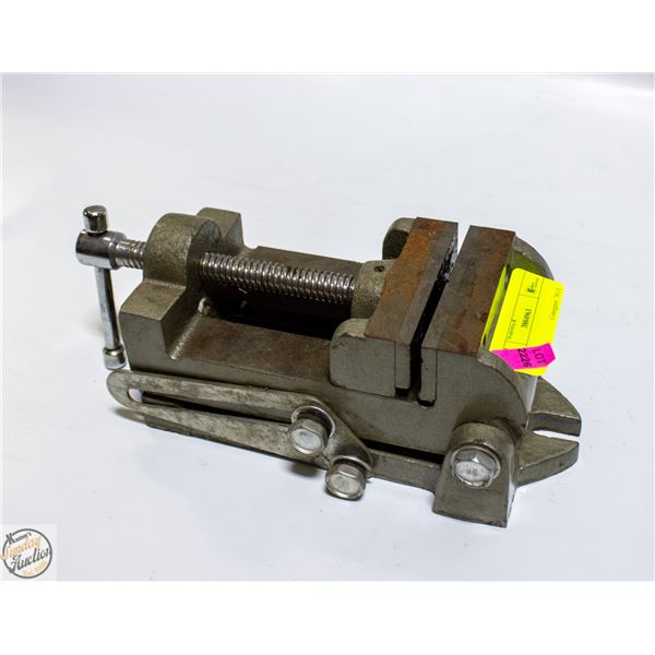HEAVY DUTY VISE