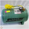 Image 1 : SPEEDAIRE 2TWC2 AIR CARRY TANK WITH HOSE