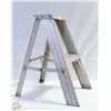 Image 1 : TWO STEP LADDER ALUMINUM