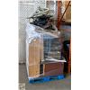 Image 1 : PALLET OF OF UNCLAIMED ITEMS