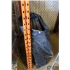 Image 1 : BLACK PLASTIC SHELF