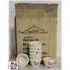 Image 1 : 60 JOHNSON ROSE 1.5 OZ WHITE RAMEKIN