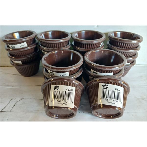 23 JOHNSON ROSE 1 OZ RIBBED BROWN RAMEKINS