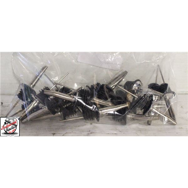 PACK OF 18 TAPERED SPOUTS