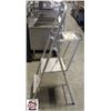Image 3 : 2-STEP FOLDING ALUMINUM STEP LADDER