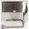 Image 1 : VOLLRATH INFRARED WARMER