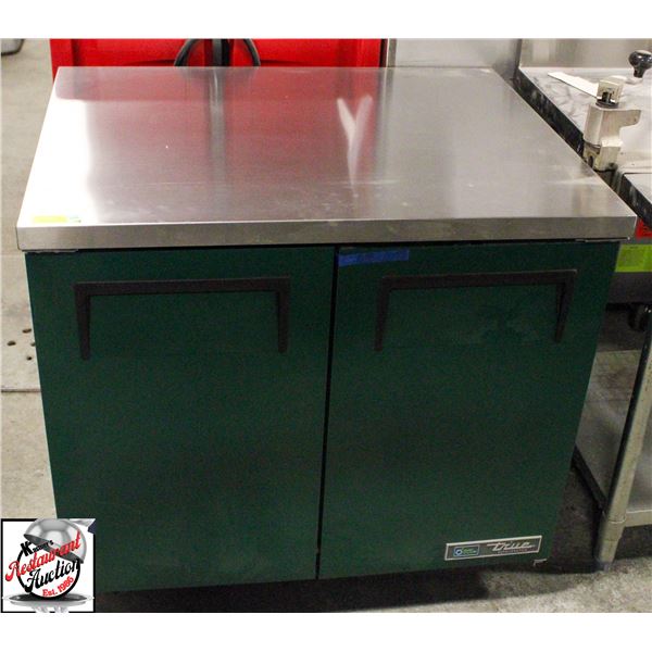 NEW TRUE 36" UNDERCOUNTER COOLER W/ GREEN POWDER