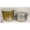 Image 1 : 2 HEAVY DUTY POTS W/ LIDS 12 QT AND 8 QT
