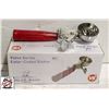 Image 1 : 2 POLAR WARE 1.75 OZ RED ICE CREAM DISHER