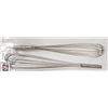Image 1 : 2 NEW JOHNSON ROSE 24" FRENCH WHIPS