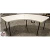 Image 1 : CRESCENT-SHAPED WHITE PLASTIC FOLDING TABLE
