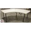 Image 1 : CRESCENT-SHAPED WHITE PLASTIC FOLDING TABLE