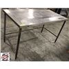 Image 2 : S/S WORK TABLE 60" X 30" X 35.5"