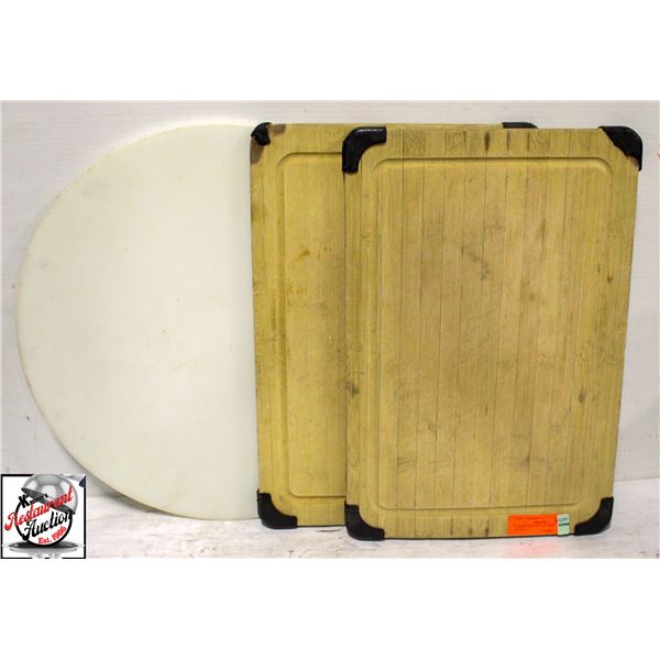 BAILIFF SEIZURE: 3 CUTTING BOARDS