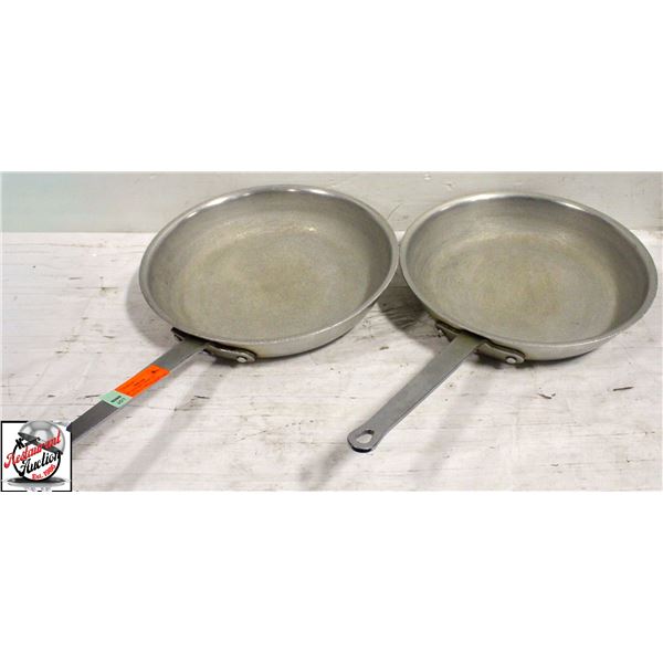 BAILIFF SEIZURE: 2 OMCAN ALUMINUM 12" FRYING PANS