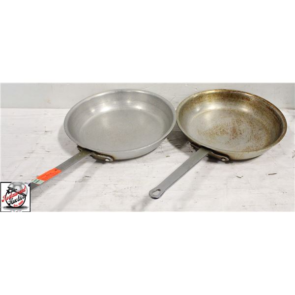 BAILIFF SEIZURE: 2 OMCAN ALUMINUM 12" FRYING PANS