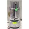 Image 1 : CUISINART FOOD PROCESSOR