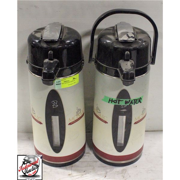 2 COFFEE/ HOT WATER CARAFES 2.2L