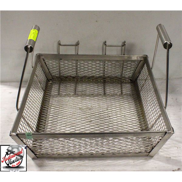 STAINLESS STEEL MESH BASKET