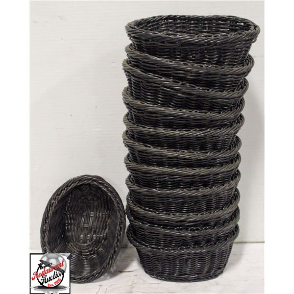 12 NEW 7" X 5" X 2.5" OVAL WOVEN PLASTIC SERVING