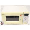 Image 1 : MAGNASONIC MICROWAVE