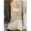 Image 1 : GOOD PAIR OF GLOVES