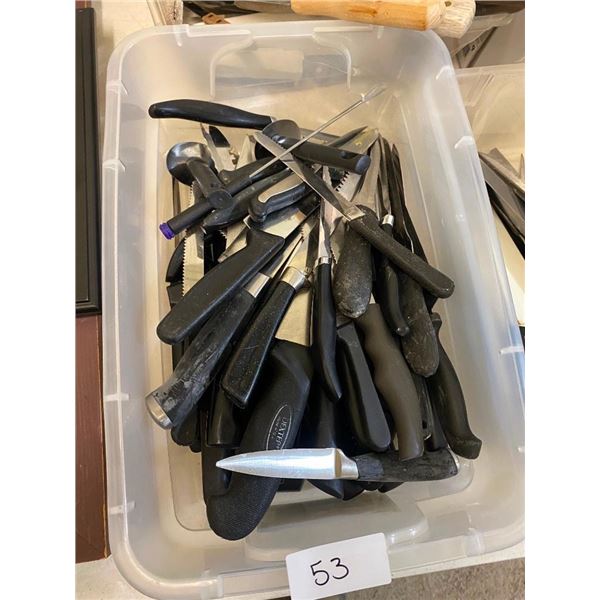 BOX LOT OF KITCHEN KNIVES